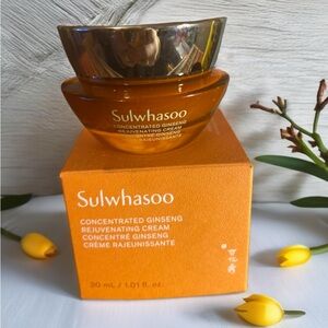 Sulwhasoo Concentrated Ginseng Rejuvenating Cream - Orange and Gold